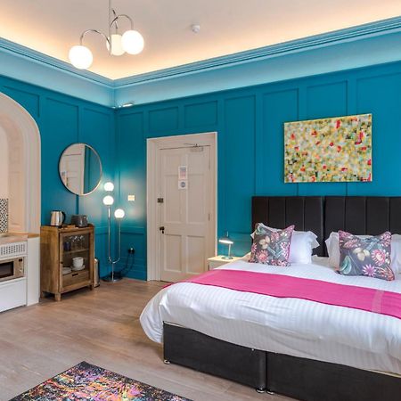 4 Berkeley Square I Your Apartment บริสตอล ภายนอก รูปภาพ