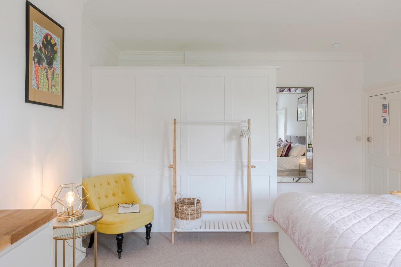 4 Berkeley Square I Your Apartment บริสตอล ภายนอก รูปภาพ