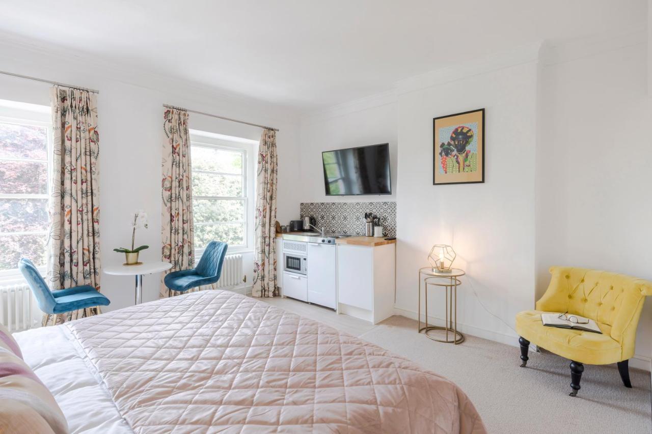 4 Berkeley Square I Your Apartment บริสตอล ภายนอก รูปภาพ